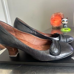 Naya “Daria” dress shoes, size 10